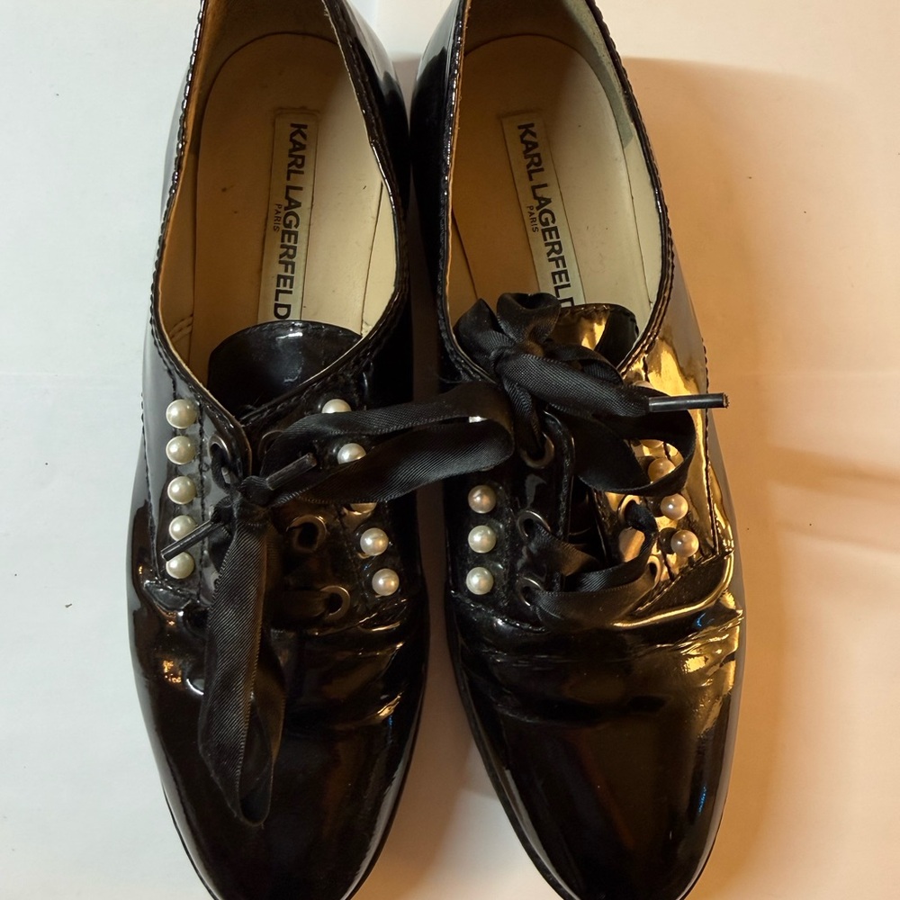 Karl Lagerfeld Black Patent Leather Flats with Pearl Detail